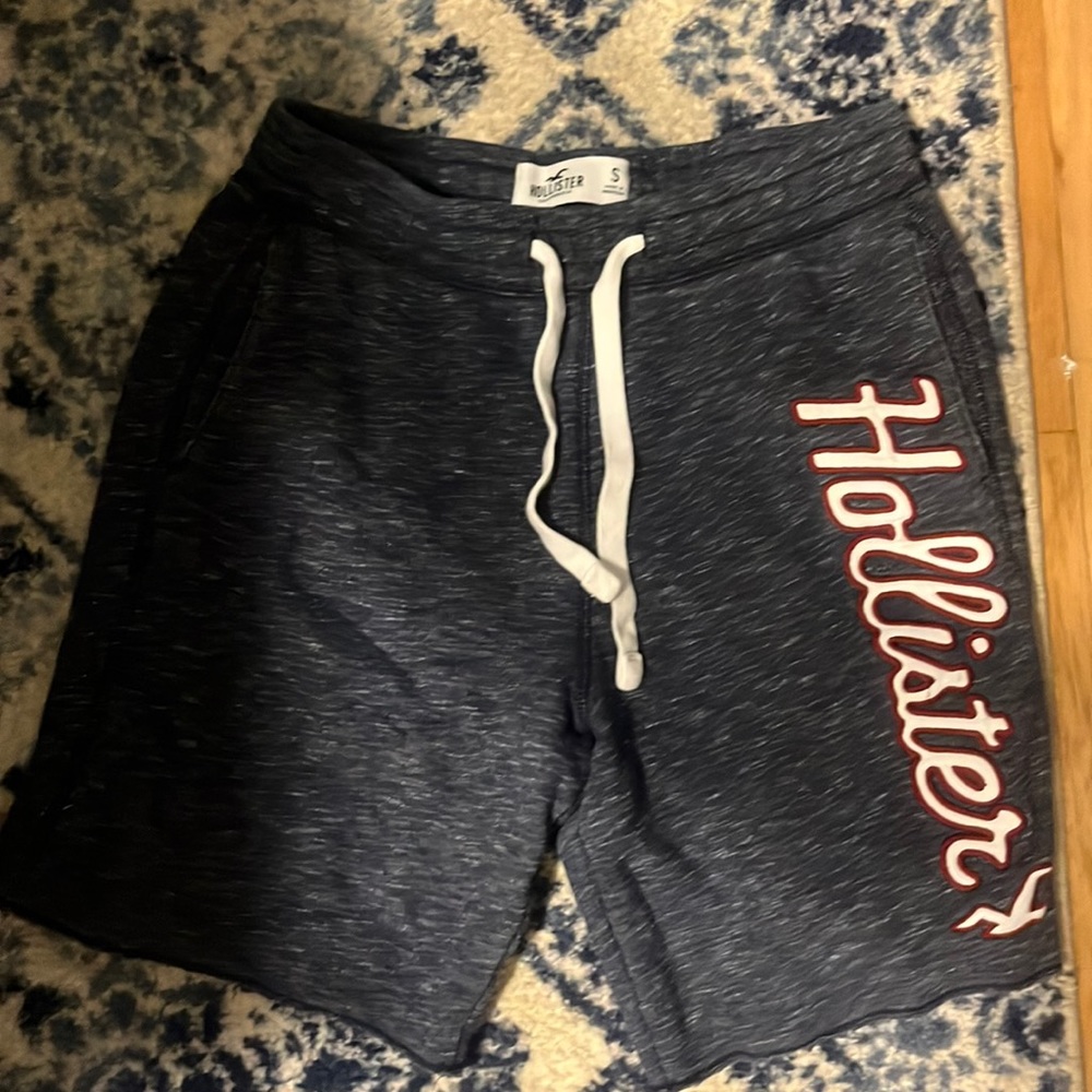 Hollister shorts size S
